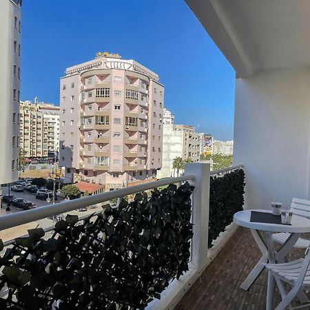 Appartement Acacia 2 Chambres Au Centre Ville Tanger Exterior foto
