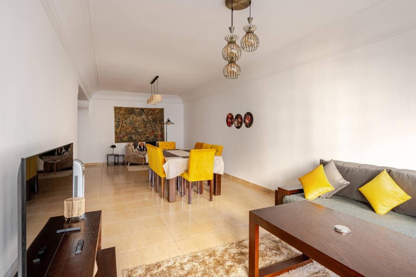Appartement Acacia 2 Chambres Au Centre Ville Tanger Exterior foto