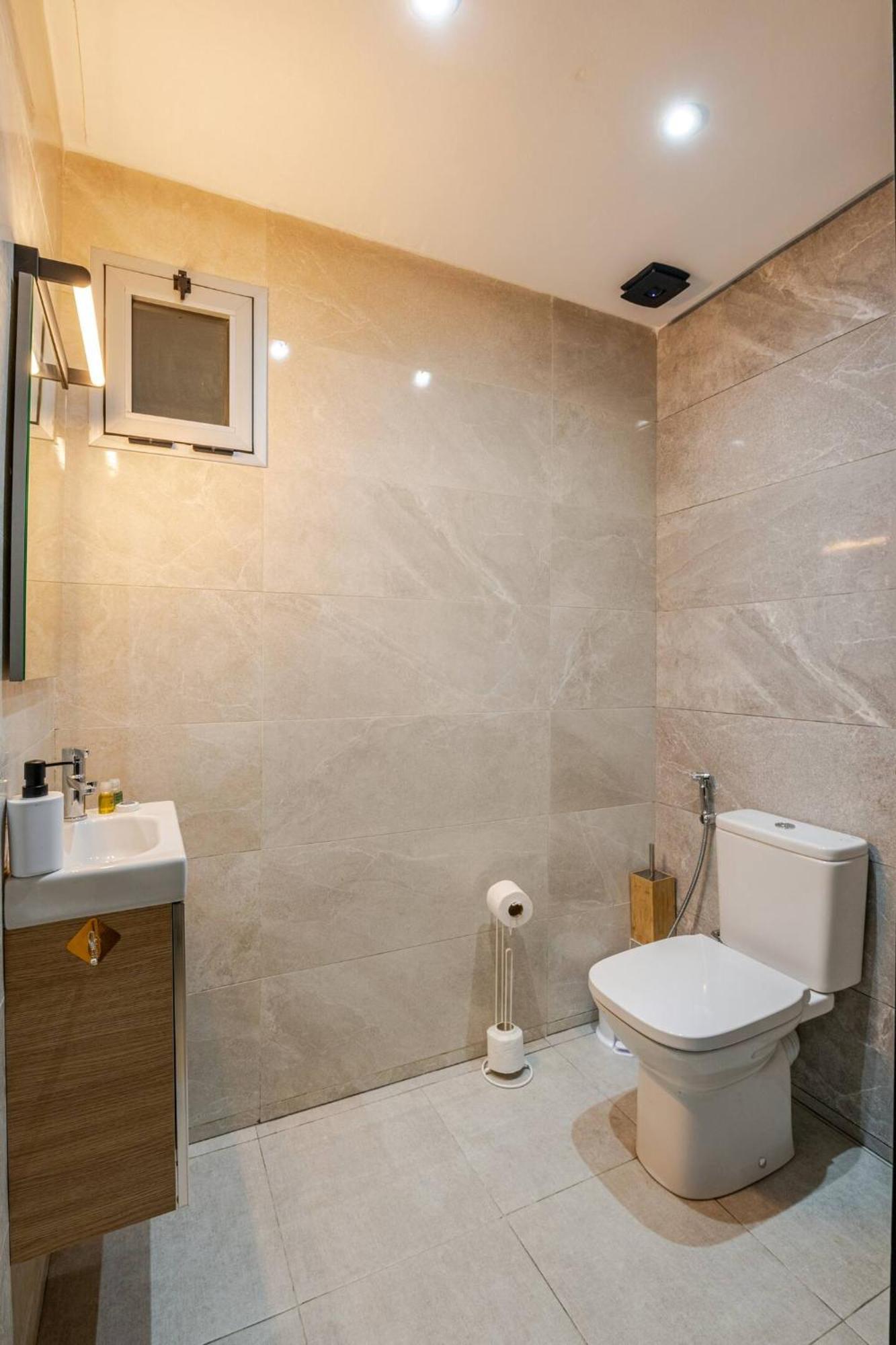 Appartement Acacia 2 Chambres Au Centre Ville Tanger Exterior foto