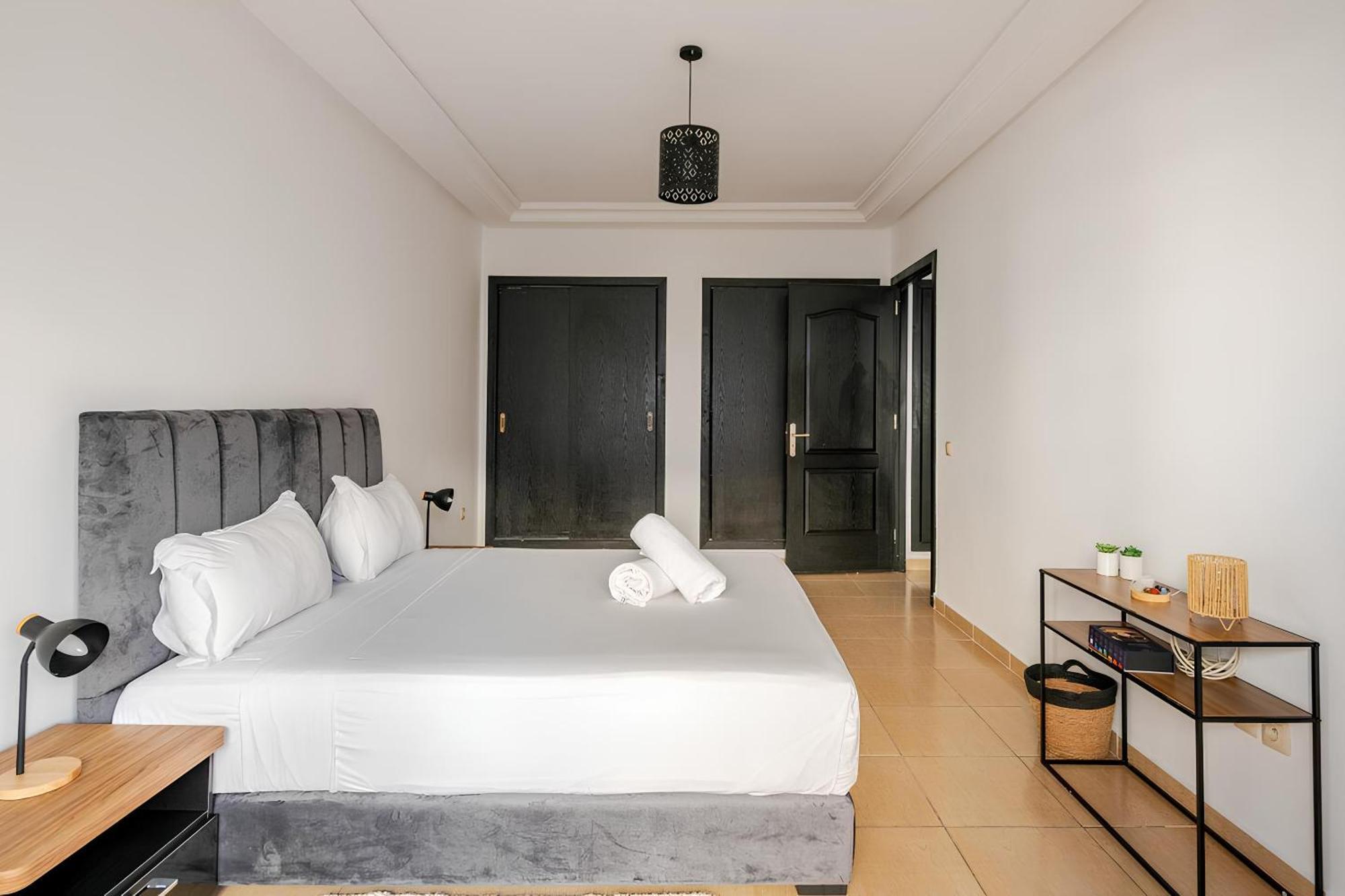 Appartement Acacia 2 Chambres Au Centre Ville Tanger Exterior foto